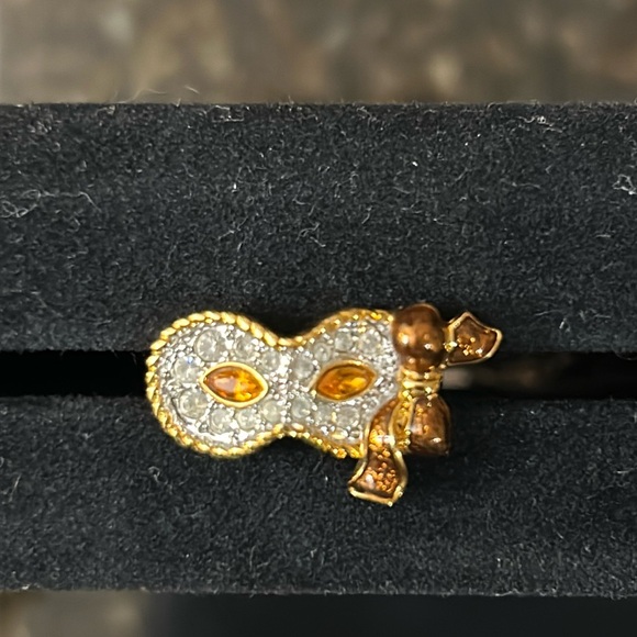 Swarovski Swan Logo Masquerade Pave Rhinestone Crystal Mask Pin Lapel Mardi Gras - Picture 1 of 5